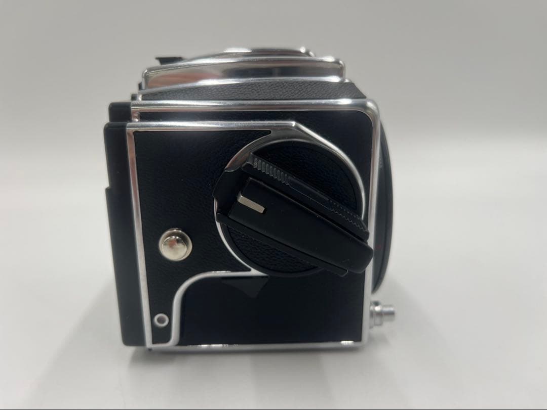 ハッセルブラッド 2000FC/M 中判フィルムカメラ ボディのみ