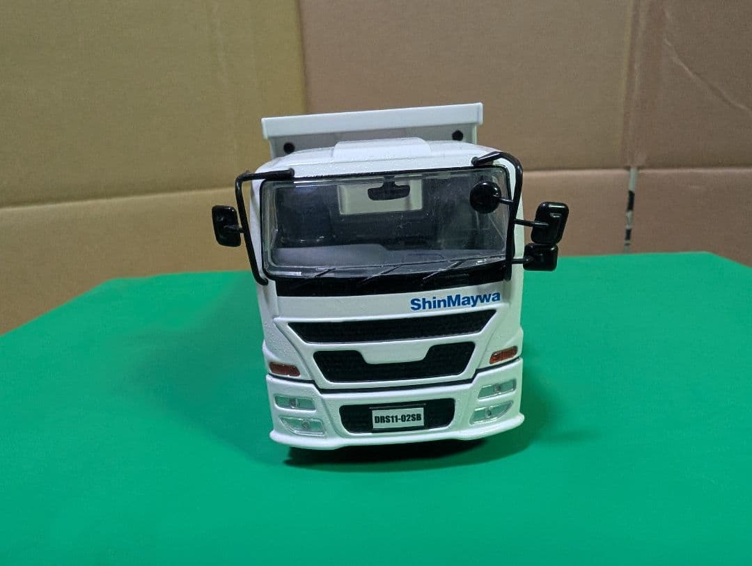 新明和 10トンリアダンプ 1/43 DRS11-02SB
