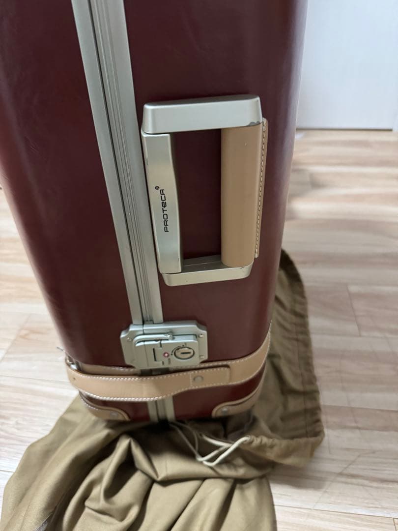 プロテカ ジーニオ