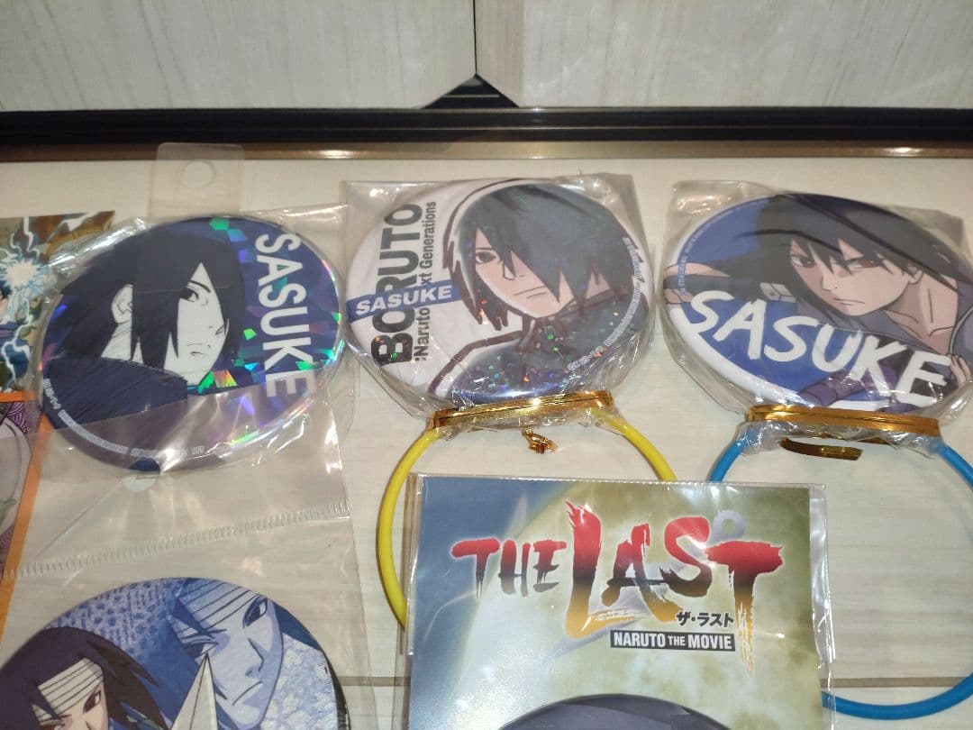NARUTO　うちはサスケ　缶バッジ　ステッカー　セット　ナルト　SASUKE