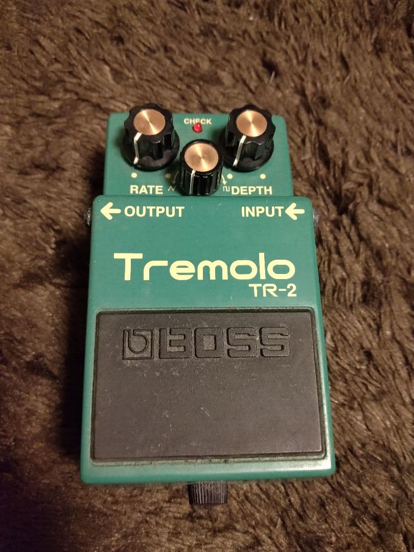 BOSS Tremolo TR-2 トレモロ