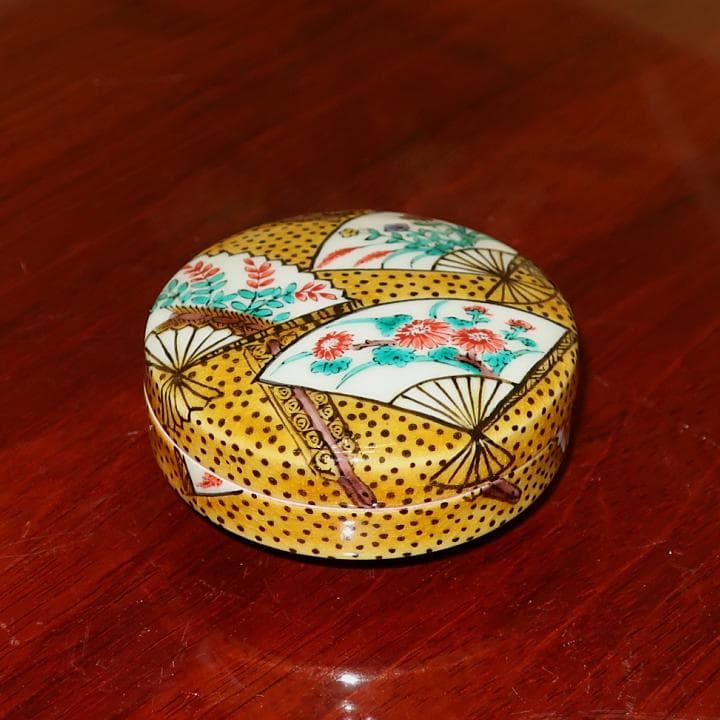 茶道具　九谷焼　香合　三ツ井為吉　吉田屋色絵扇面