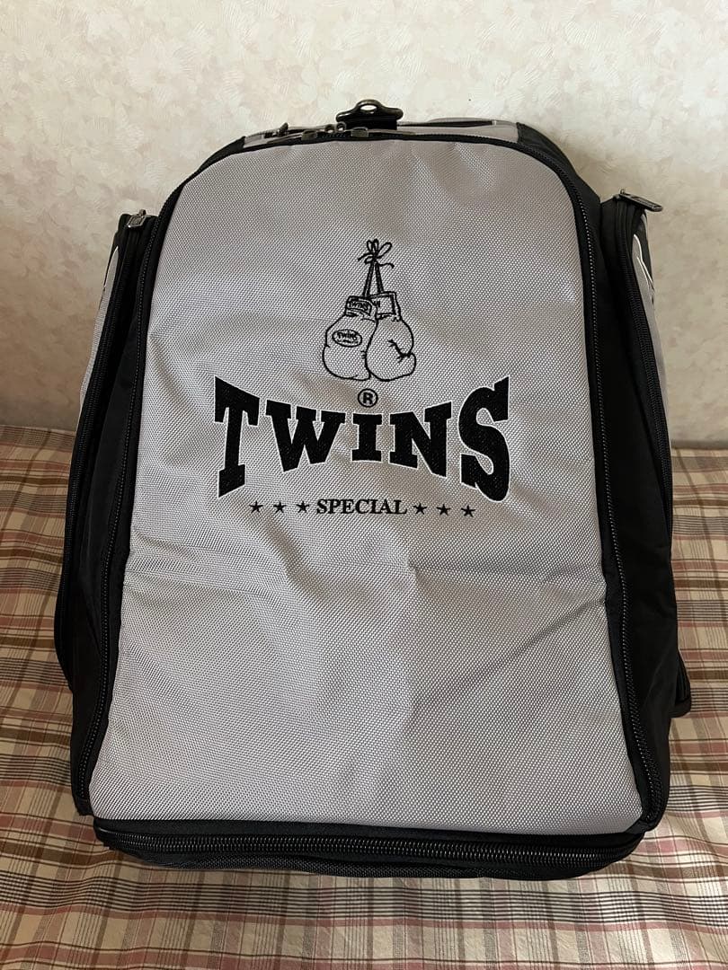 TWINS ボクシング リュック