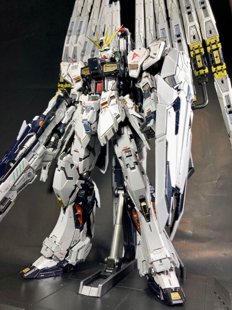 MGEX級 νガンダム 海外スタジオ 塗装済み完成品