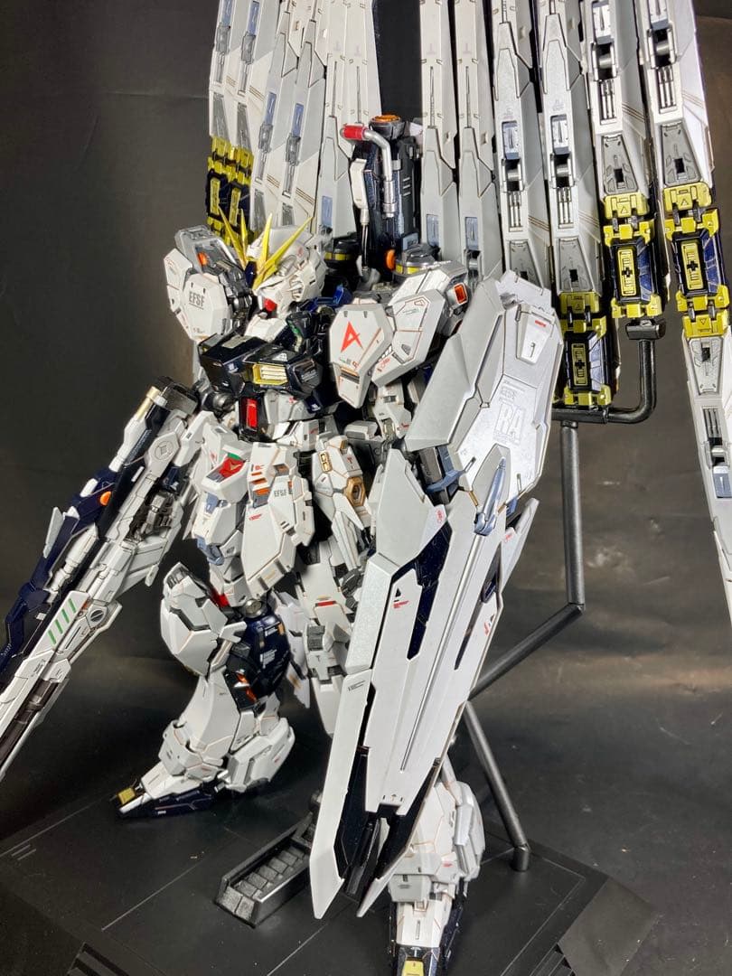 MGEX級 νガンダム 海外スタジオ 塗装済み完成品