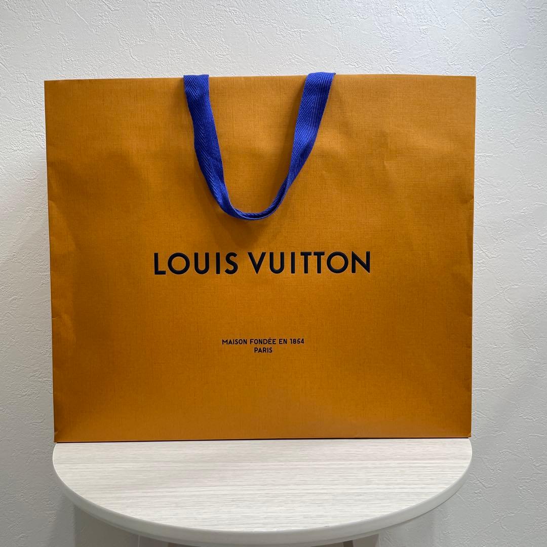 LOUIS VUITTONショッパー・空箱・巾着・メッセージカード