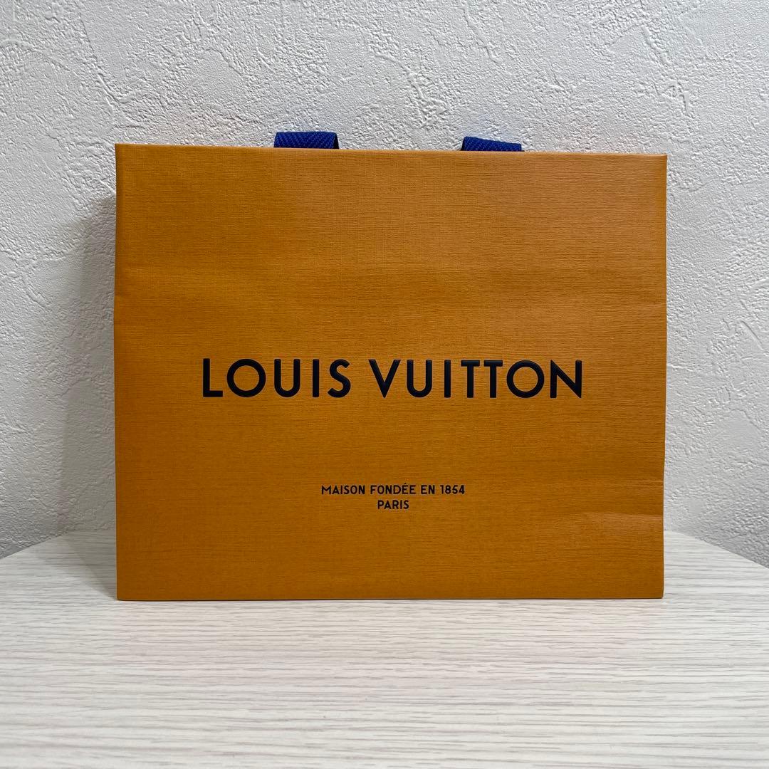 LOUIS VUITTONショッパー・空箱・巾着・メッセージカード