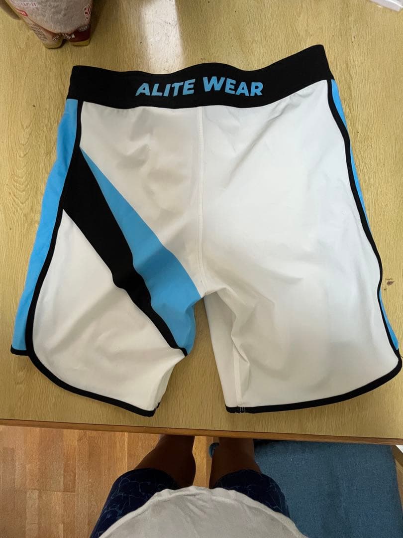 ALITE WEAR サーフパンツ 28インチ　LYFT VEATM