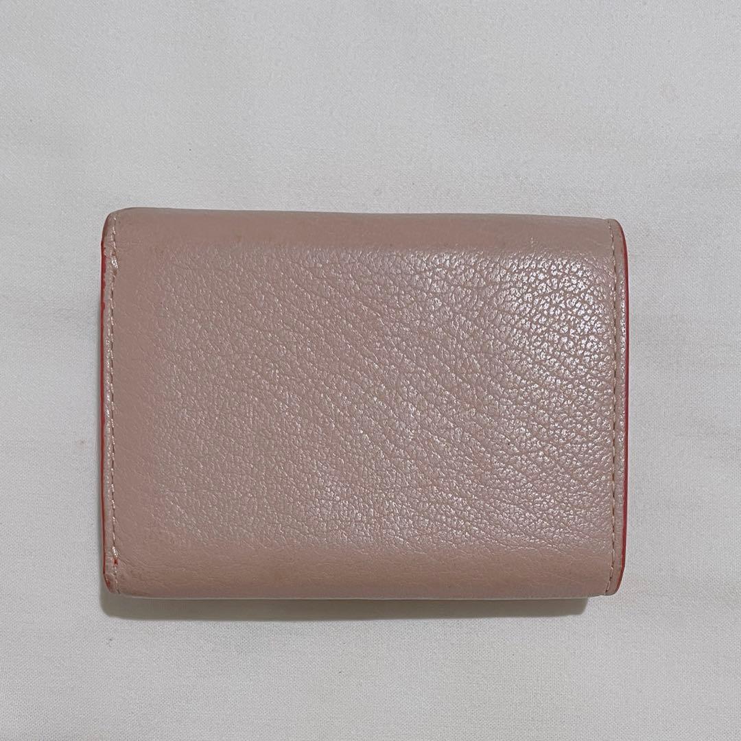 MIU MIU 三つ折り財布 マドラスラブ