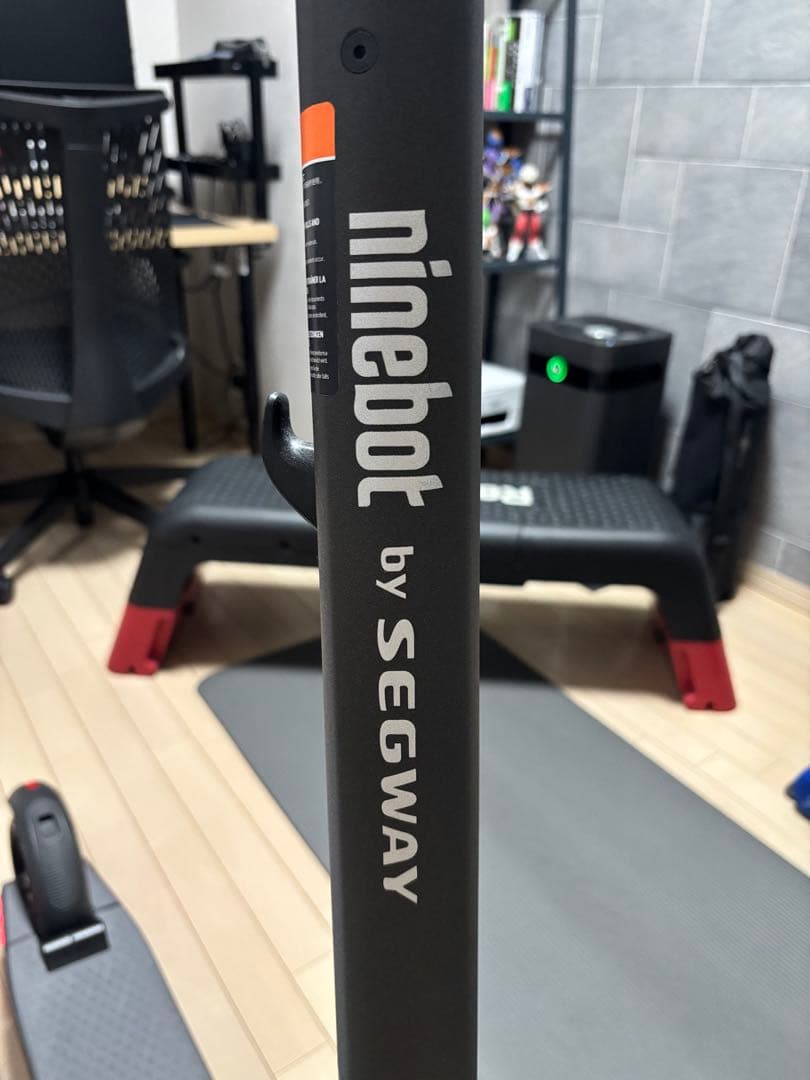 【美品】セグウェイninebot KickScooter ブラック