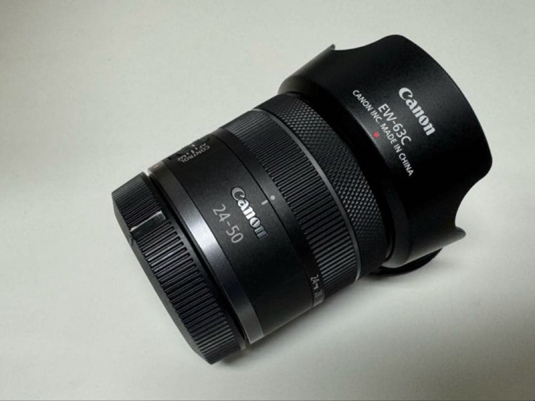 CanonRF24-50mm f4.5-6.3 IS STM フードフィルター付