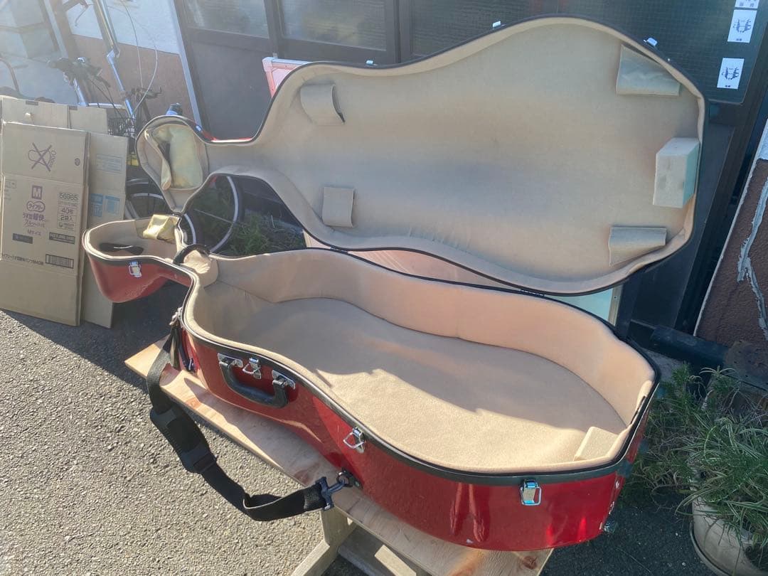 メーカー不明　チェロ　ハードケース　全長1320 中古品