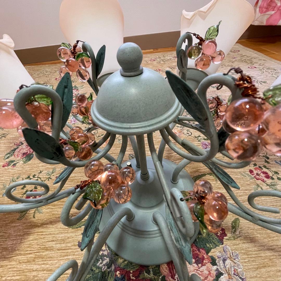 KOIZUMI LEDシャンデリア ピンク　姫部屋インテリア　ガラス細工 8灯