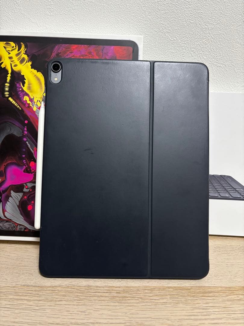 iPad Pro 12.9インチ（第3世代）+ 純正ペン + 純正キーボード