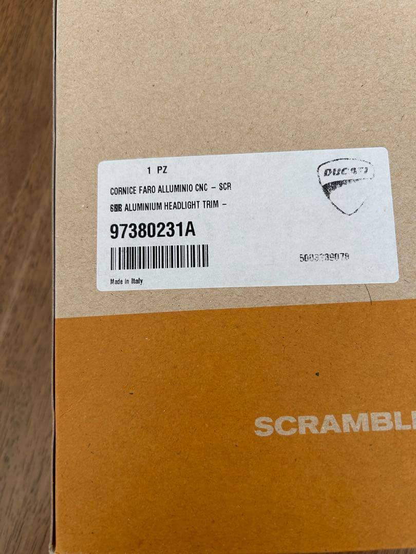 ドゥカティ　ビレットアルミヘッドライトトリム　97380231A