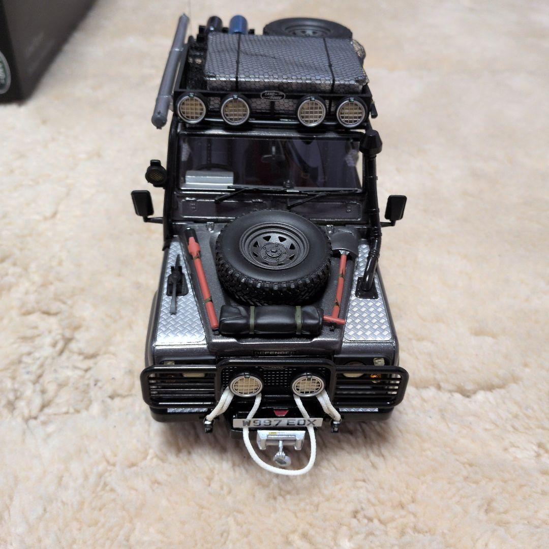 Land Rover Defender Movie Edition ミニカー