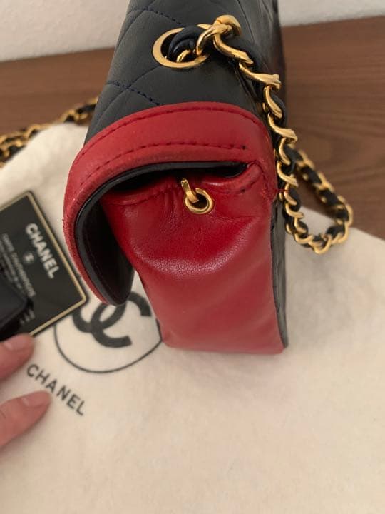 シャネルCHANELマトラッセミニショルダーバッグ