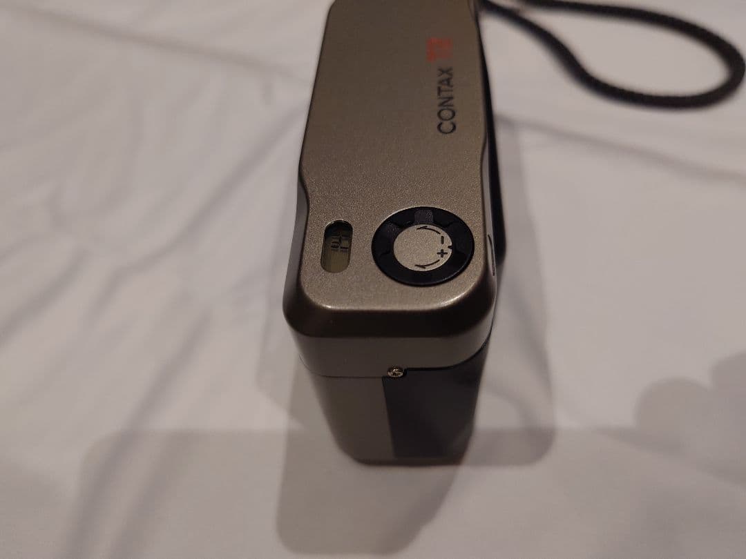 CONTAX T2 チタンシルバー　データバック付