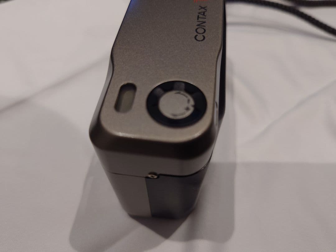 CONTAX T2 チタンシルバー　データバック付