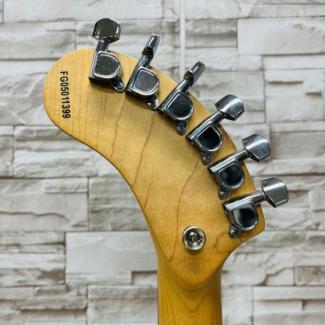 美品 Fernandes フェルナンデス アンプ内蔵ミニギター ZO-3 ブルー