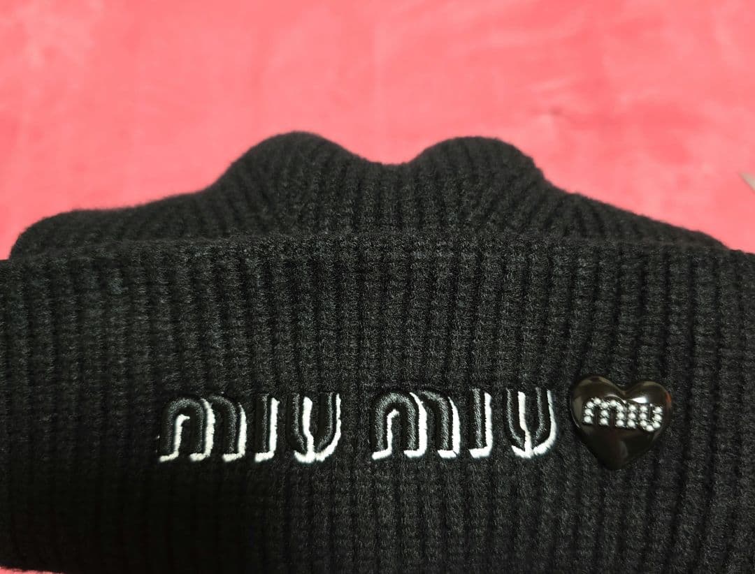 MIU MIU　ミュウミュウ ニット帽