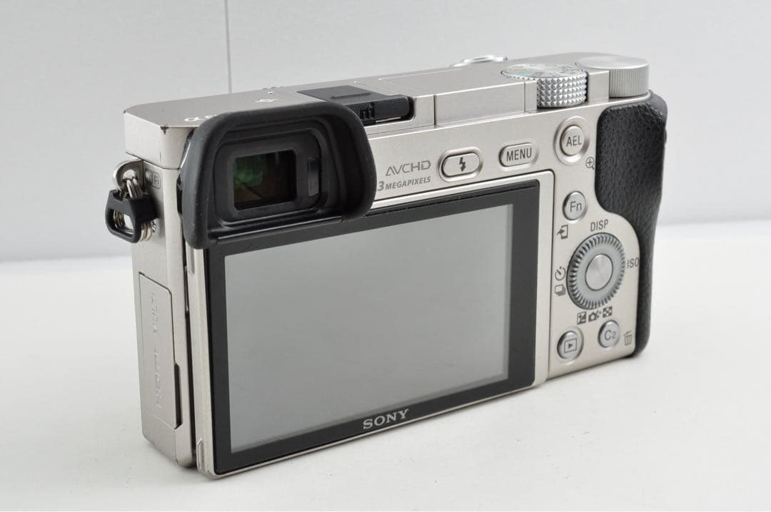 美品　SONY α6000 ソニー ミラーレス一眼