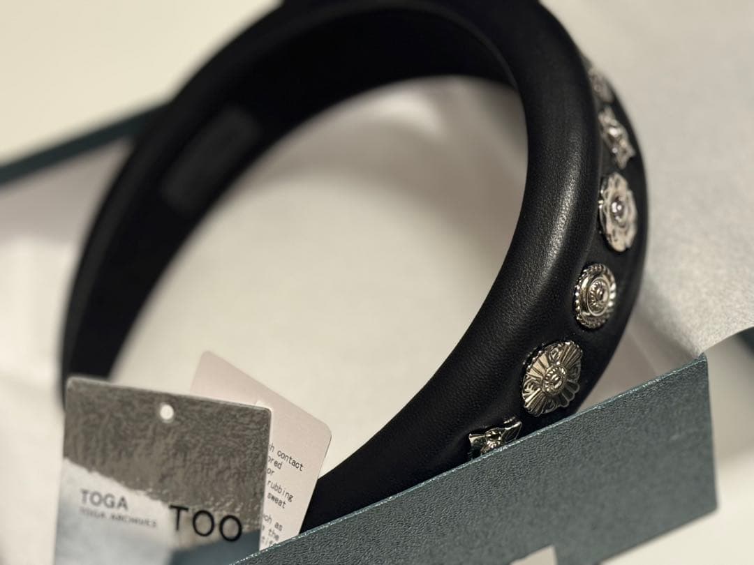 TOGA TOO/トーガLeather headband 1レザーヘッドバンド1