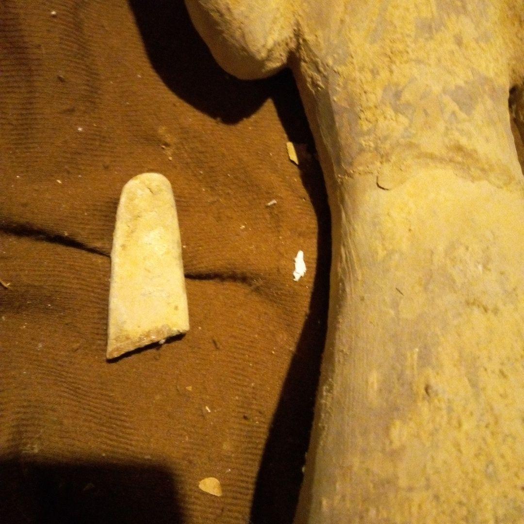 中国陶磁器　古代　俑