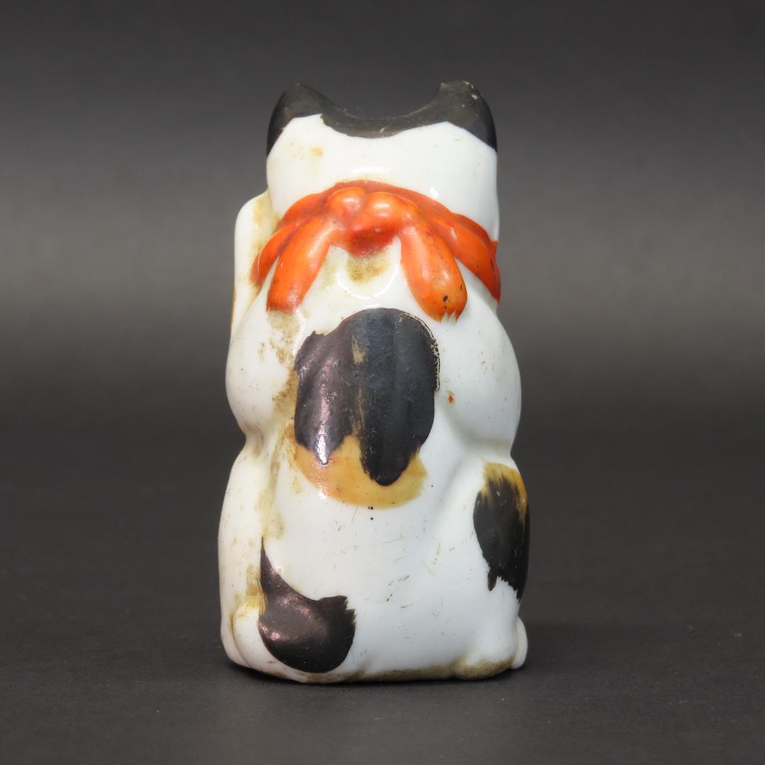 ⭕402 時代物 磁器人形 招き猫2体 高さ7.8cm/福を呼び込むネコ