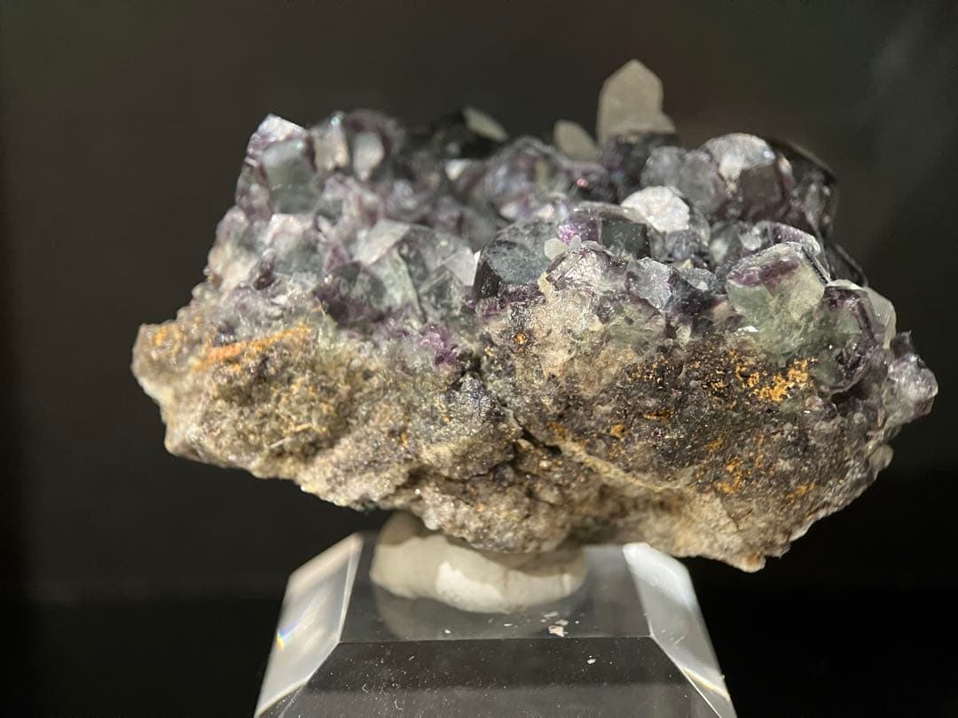オコルスDpit body産 フローライト 鉱物標本