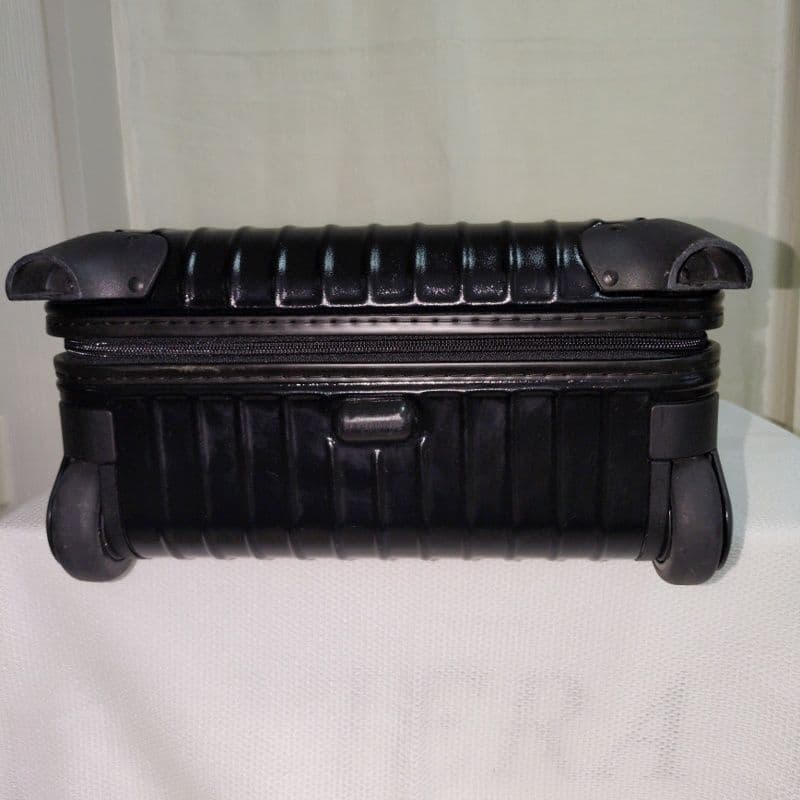 【美品】RIMOWA リモア SALSA サルサ 35L 機内持込可 TSA搭載