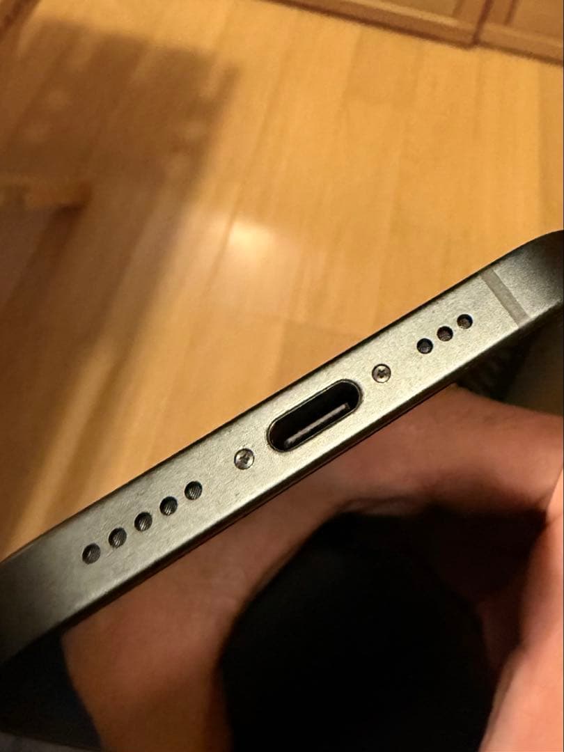 Apple iPhone 16e 256GB ブラック 本体