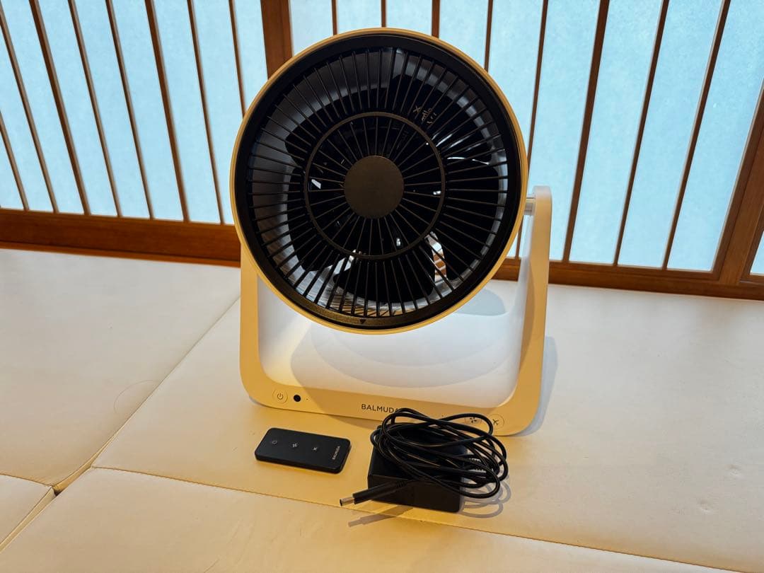 2021年製　BALMUDA GreenFan C2 ホワイト　サーキュレーター