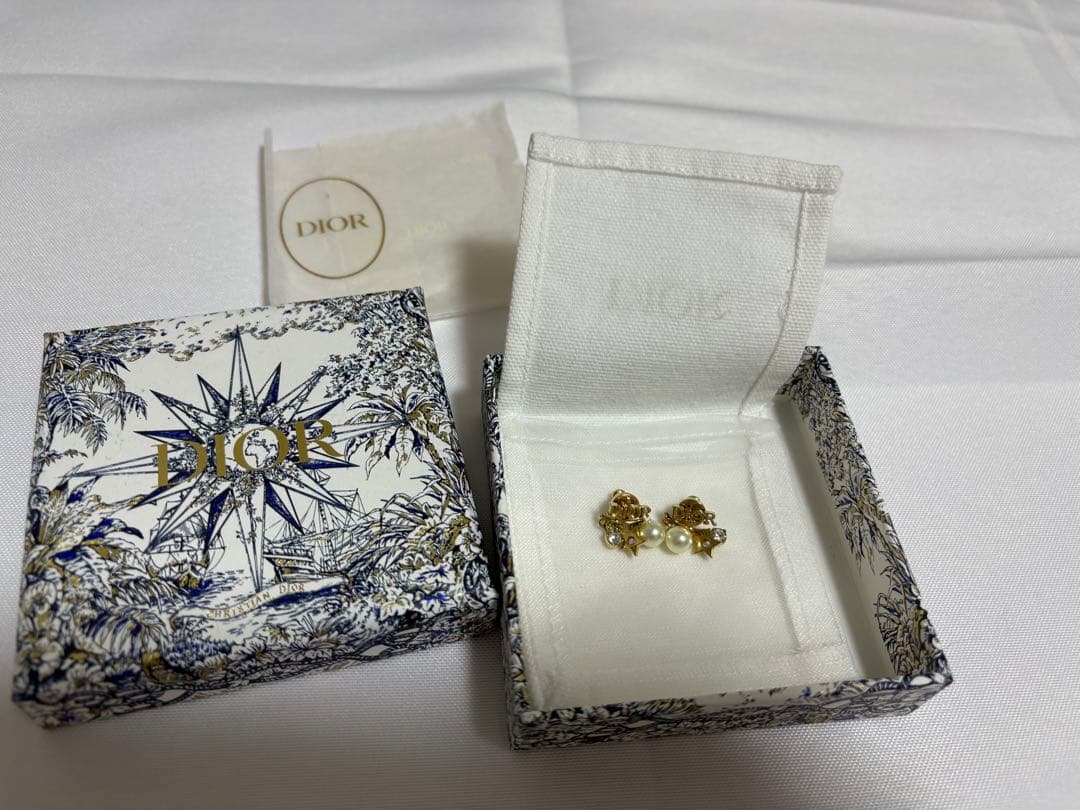 Dior ＊ Dio(r)evolution ピアス【正規品】