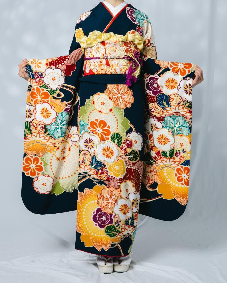 ≪美品≫ハナコさま専用　振袖、帯、帯締め、帯揚げ【603】