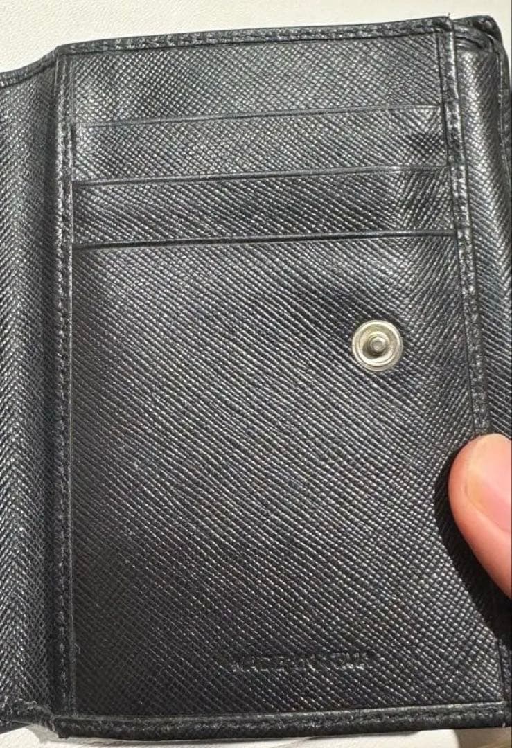PRADA 二つ折り財布 ブラック サフィアーノ