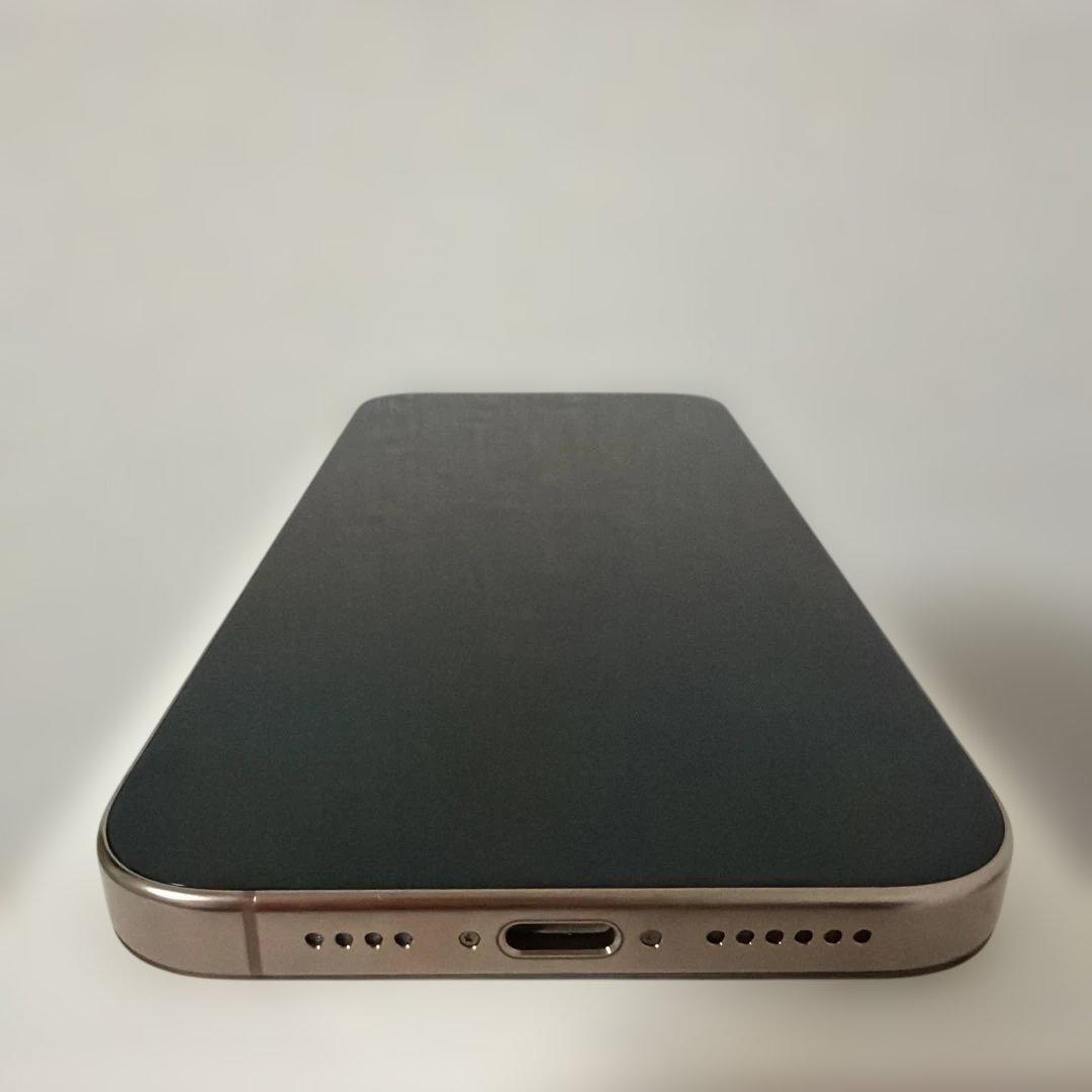 【美品】iPhone16 Pro Max 256GB デザートチタニウム