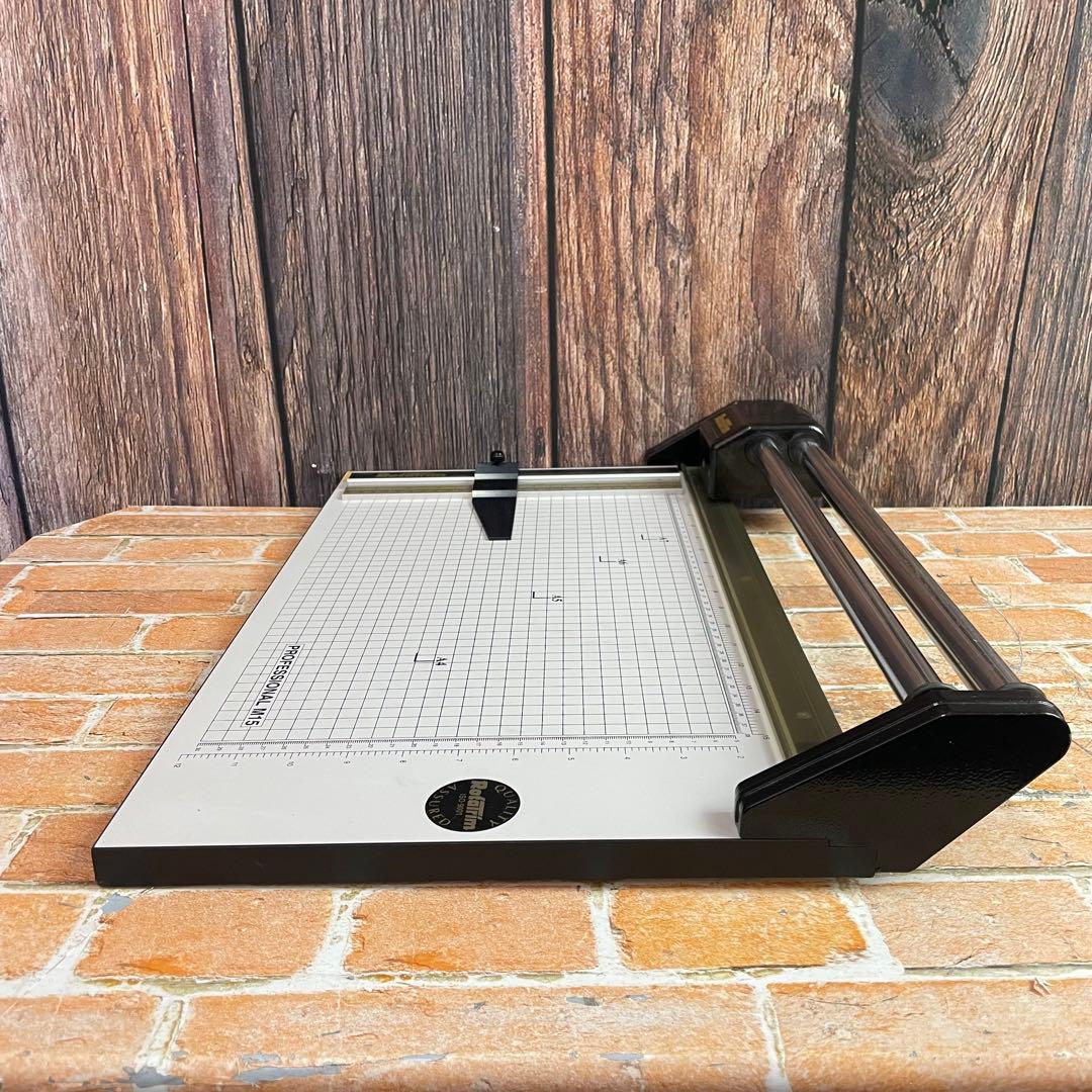 ロータトリム RotaTrim ISO 9001 M15ペーパーカッター 裁断機