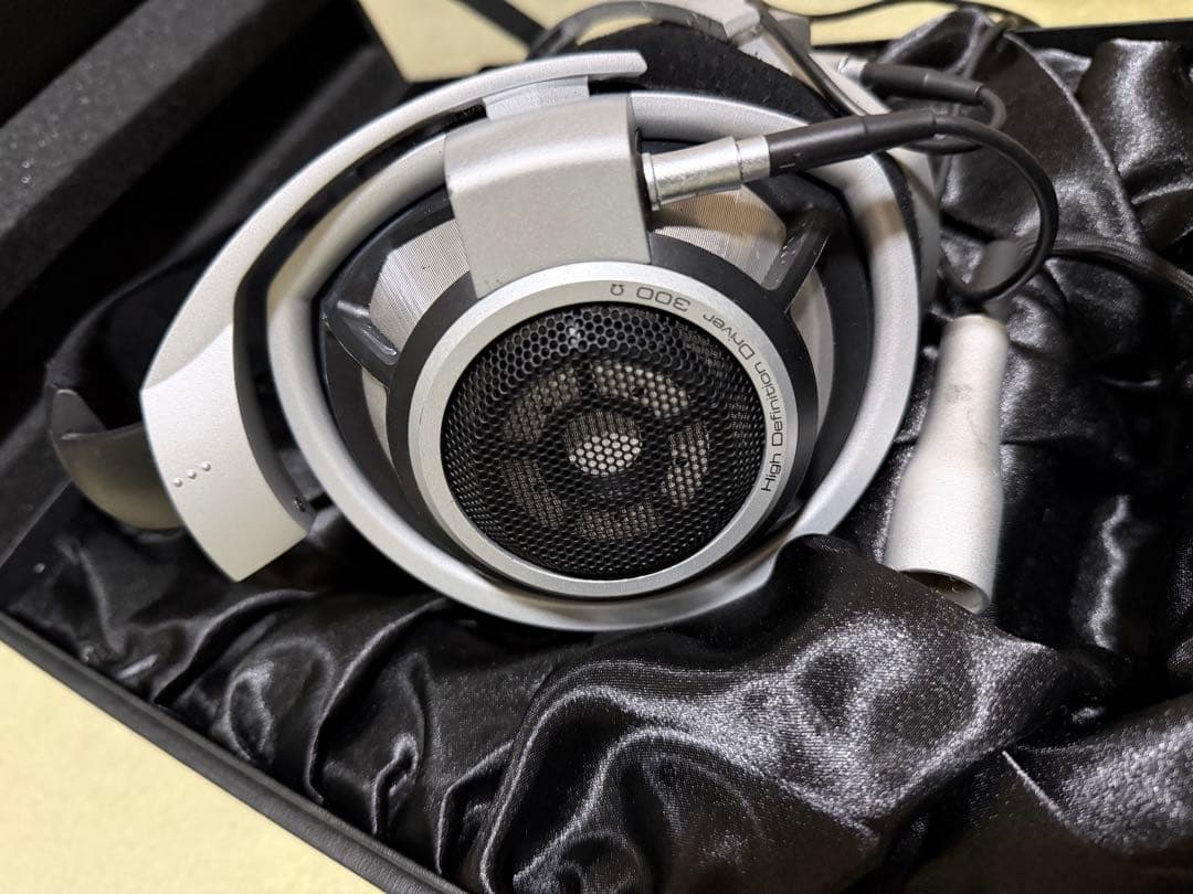 ゼンハイザーSennheiser HD800ヘッドホン
