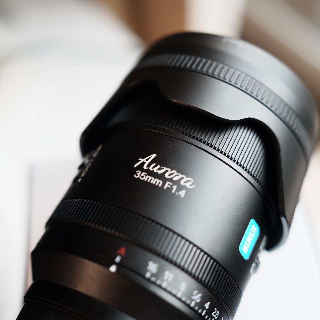 早い者勝ち SIRUI Aurora 35mm F1.4 レンズ(単焦点)