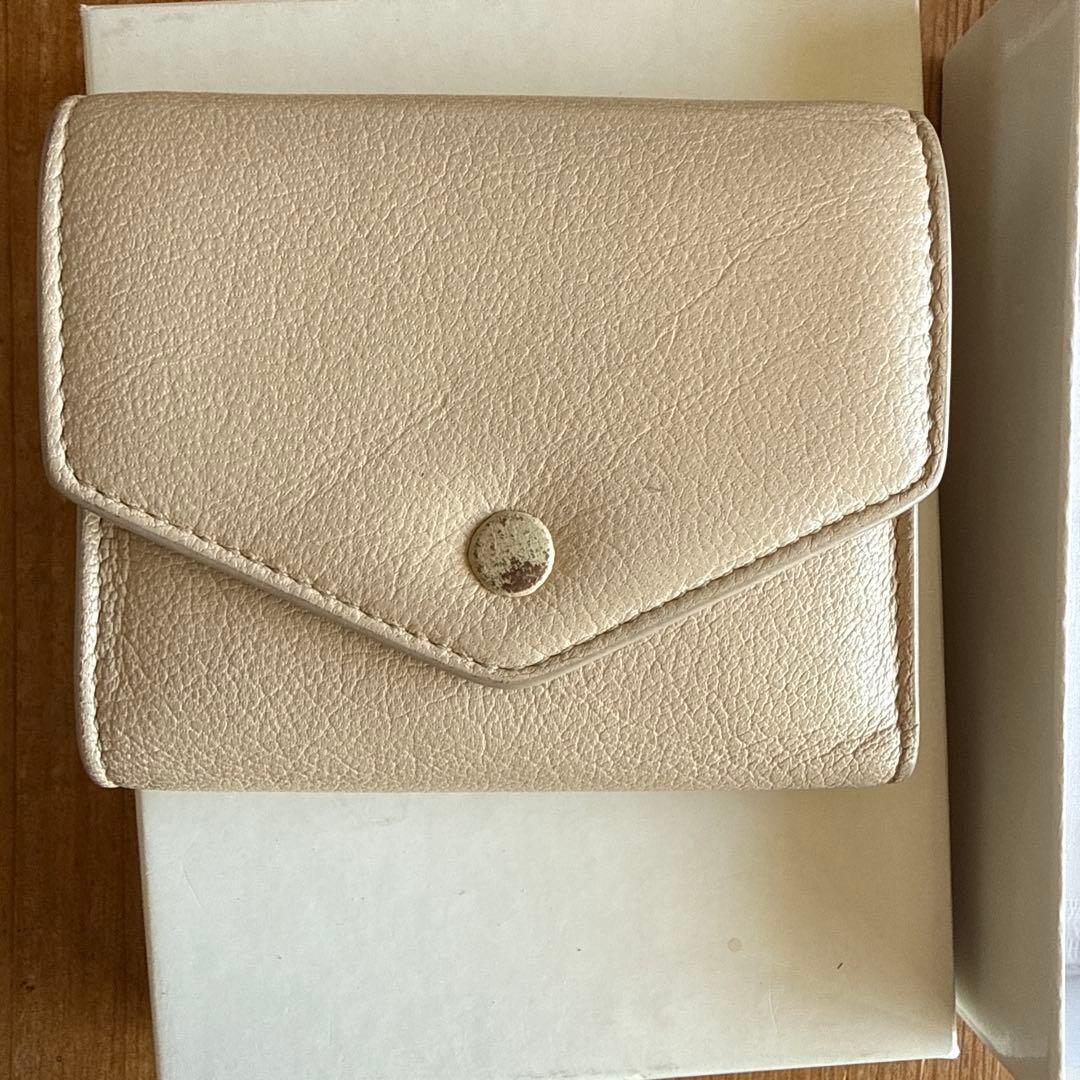 マルジェラ 三つ折り財布