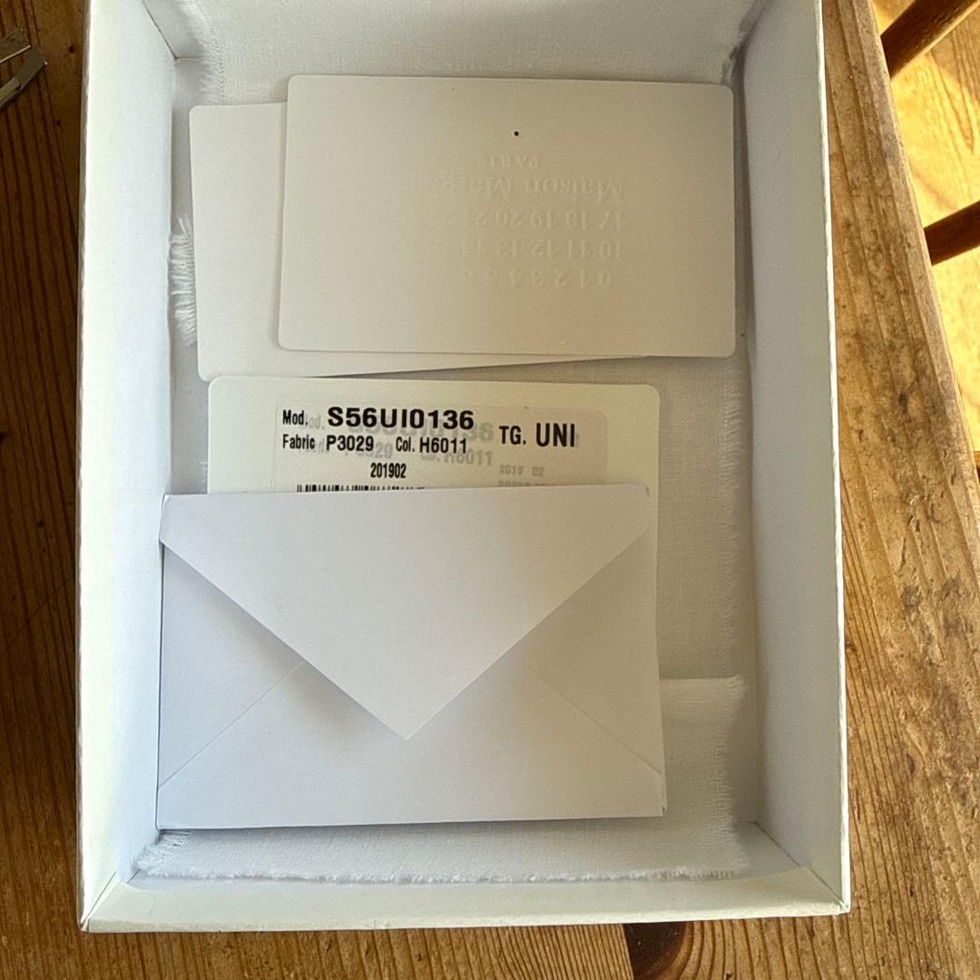 マルジェラ 三つ折り財布