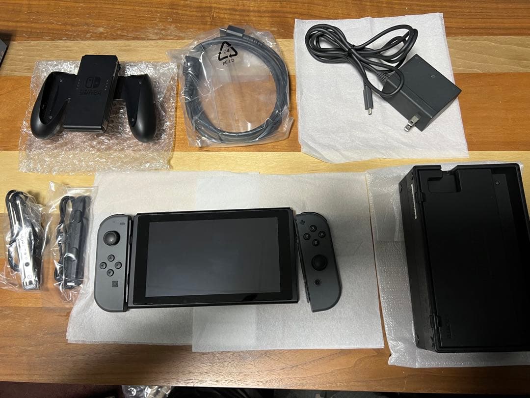 Nintendo Switch HAC-001 本体 グレー 充実の付属品