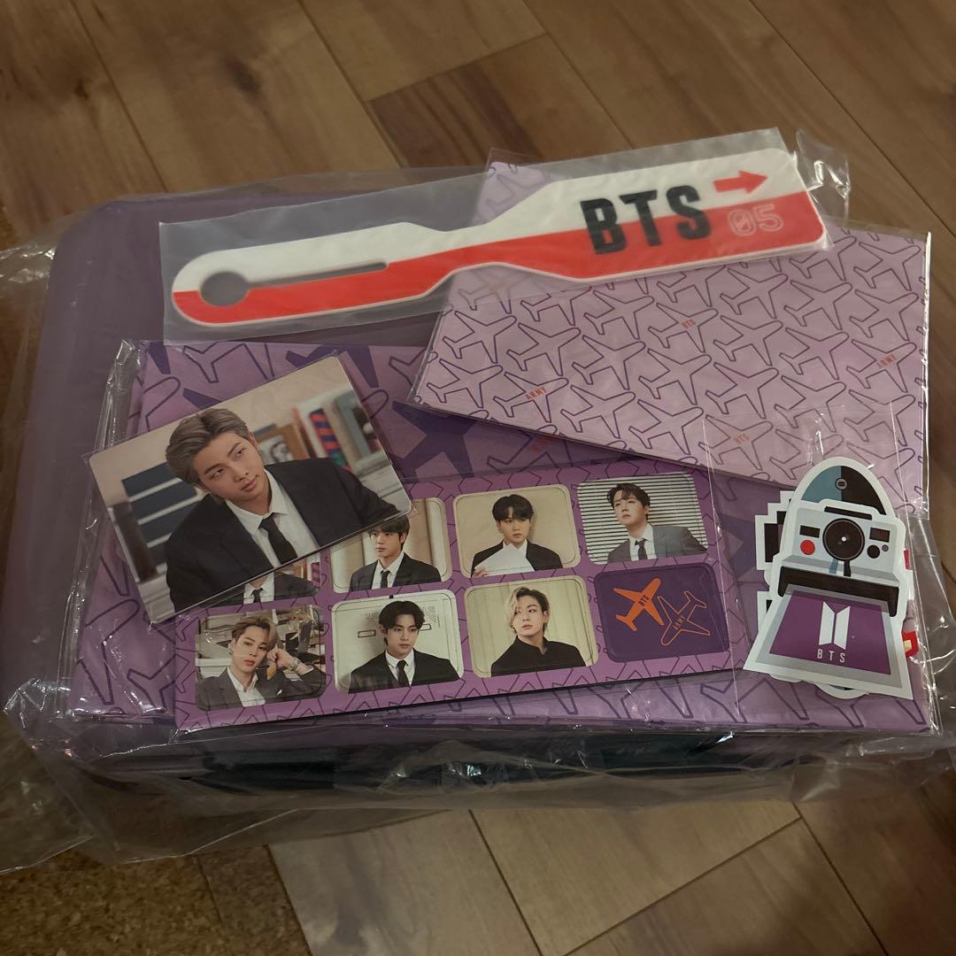 BTS MERCH BOX #5 トレカ付き、付属品抜け無し