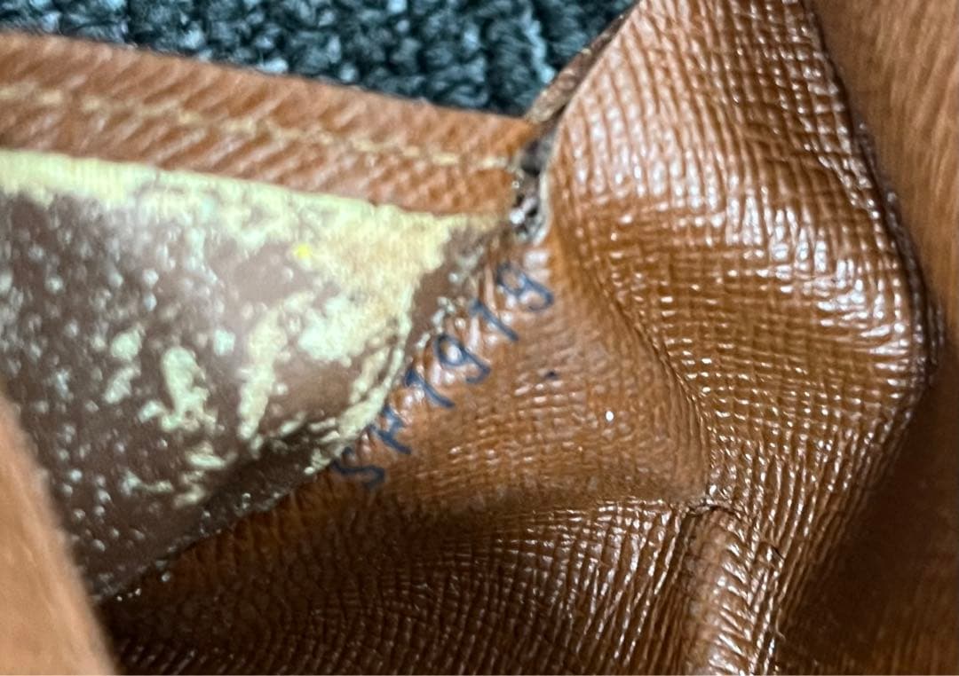 Louis Vuitton モノグラム 三つ折り財布