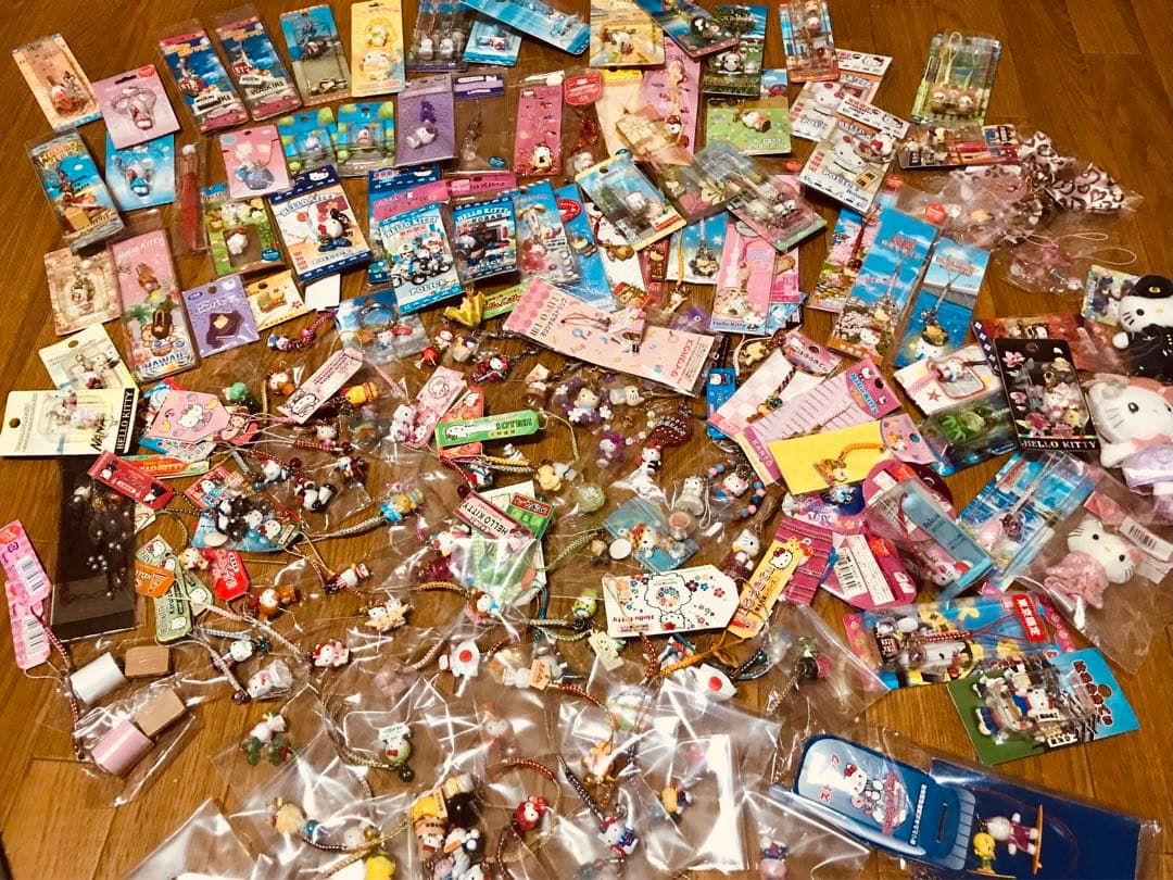 ハローキティ ご当地＆コラボ ＆限定 170以上