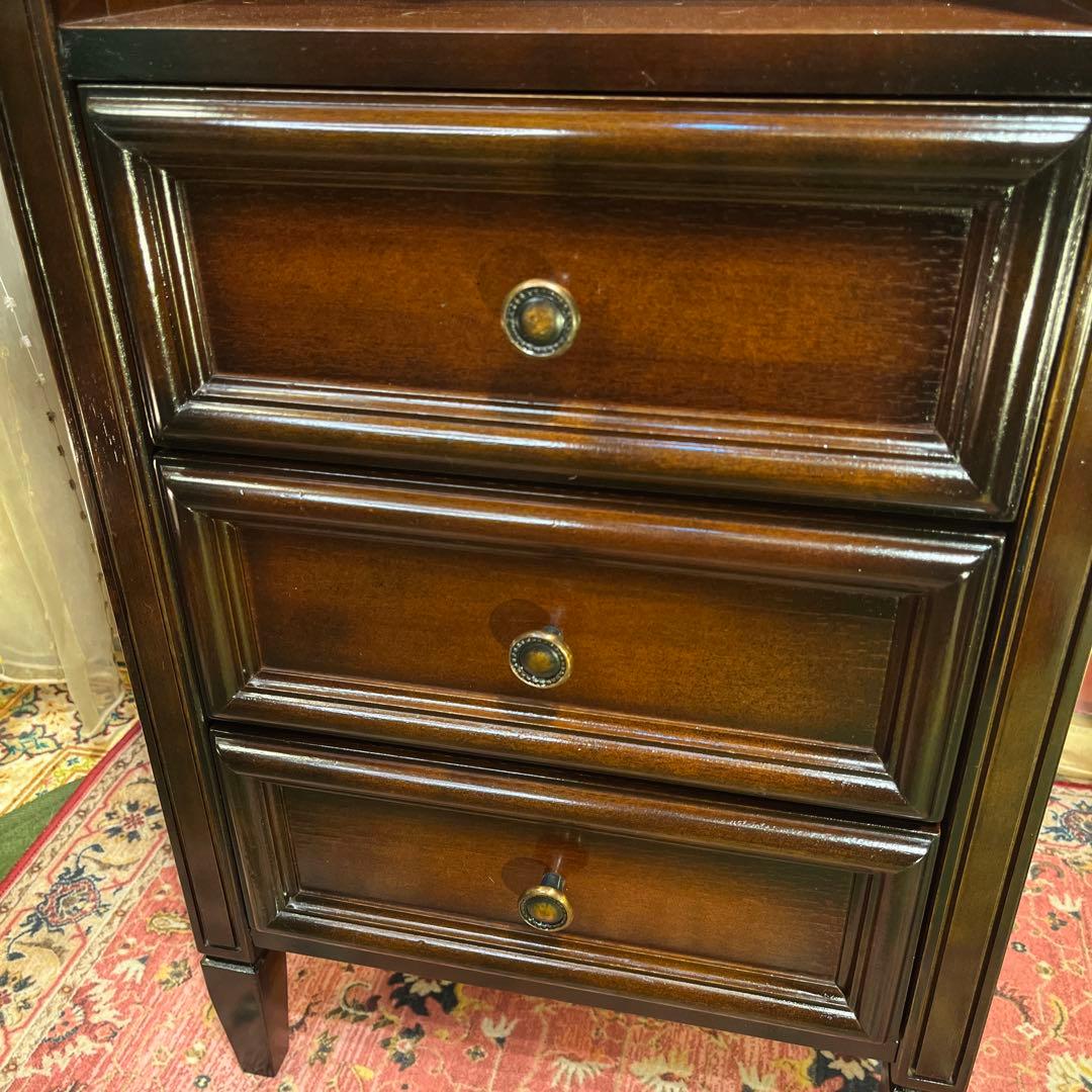 Sale KENT クラシカル　３DR アクセント　ホールキャビネット