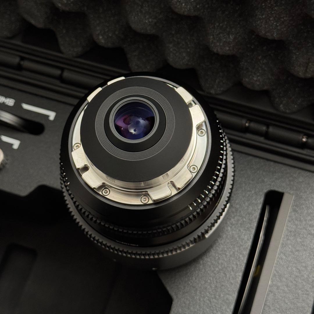 レンズ(単焦点) DZOFILM PAVO 55mm T2.1 2x Anamorphic