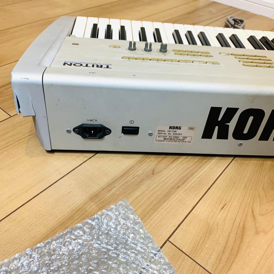 KORG TRITON シンセサイザー 61鍵 ジャンク 電源不良 送料無料
