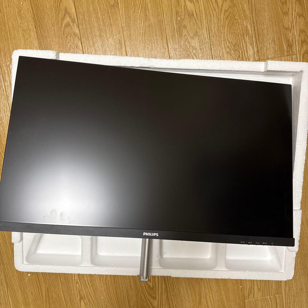 【最終値下げ！】PHILIPS 27インチ モニター 本体